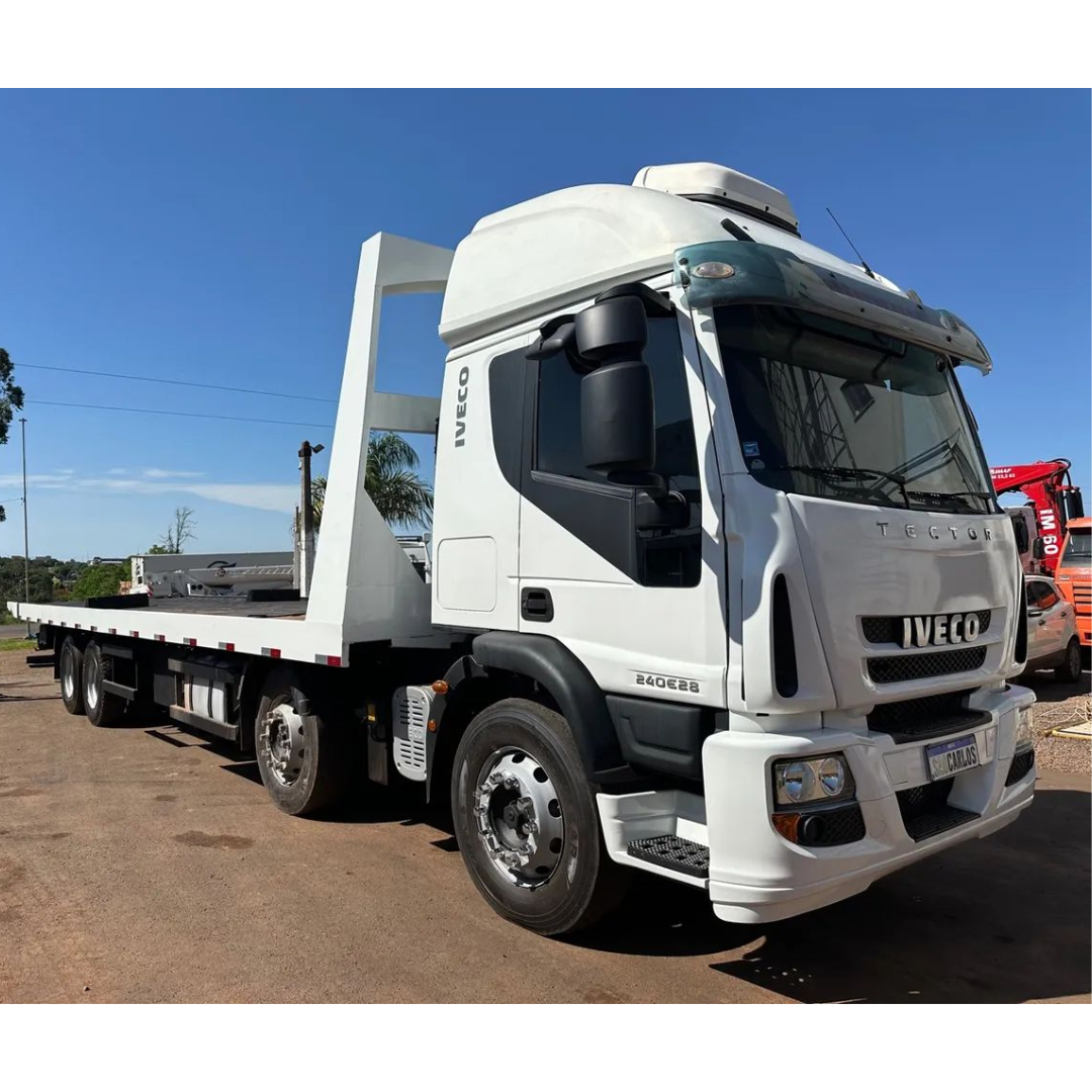 Caminhão Bitruck com Plataforma Auto Socorro - Iveco