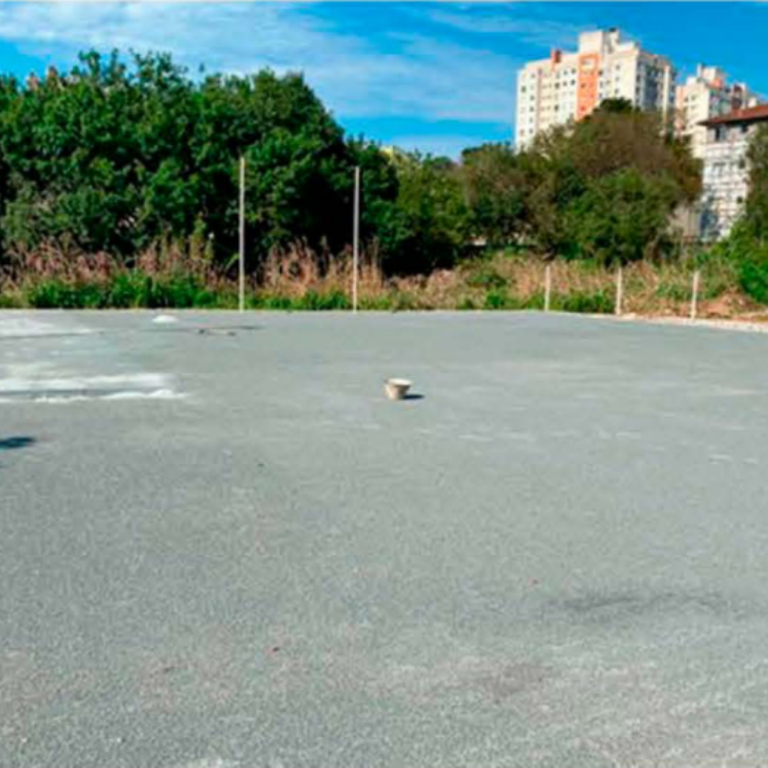 Sistema de Drenagem Gravitacional Modelo Escama de Peixe – Fornecimento de Materiais e Execução