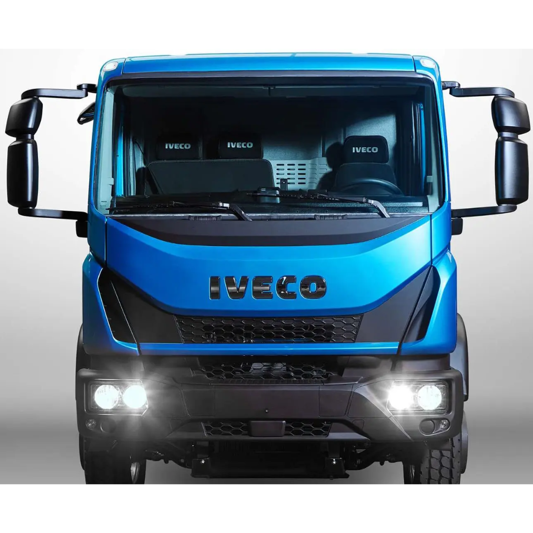 Caminhão 3/4 Toco com Carroceria Boiadeira e Plataforma Eletrônica Elevatória - Iveco